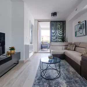 Mb Luxury Apartment