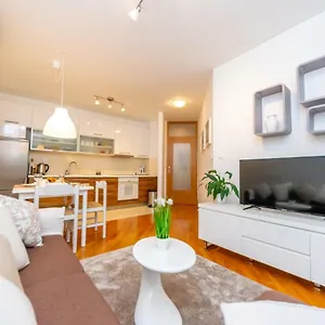 Boki Apartment